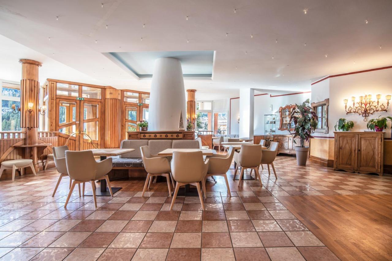 Sporting Aparthotel サン・マルティーノ・ディ・カストロッツァ エクステリア 写真